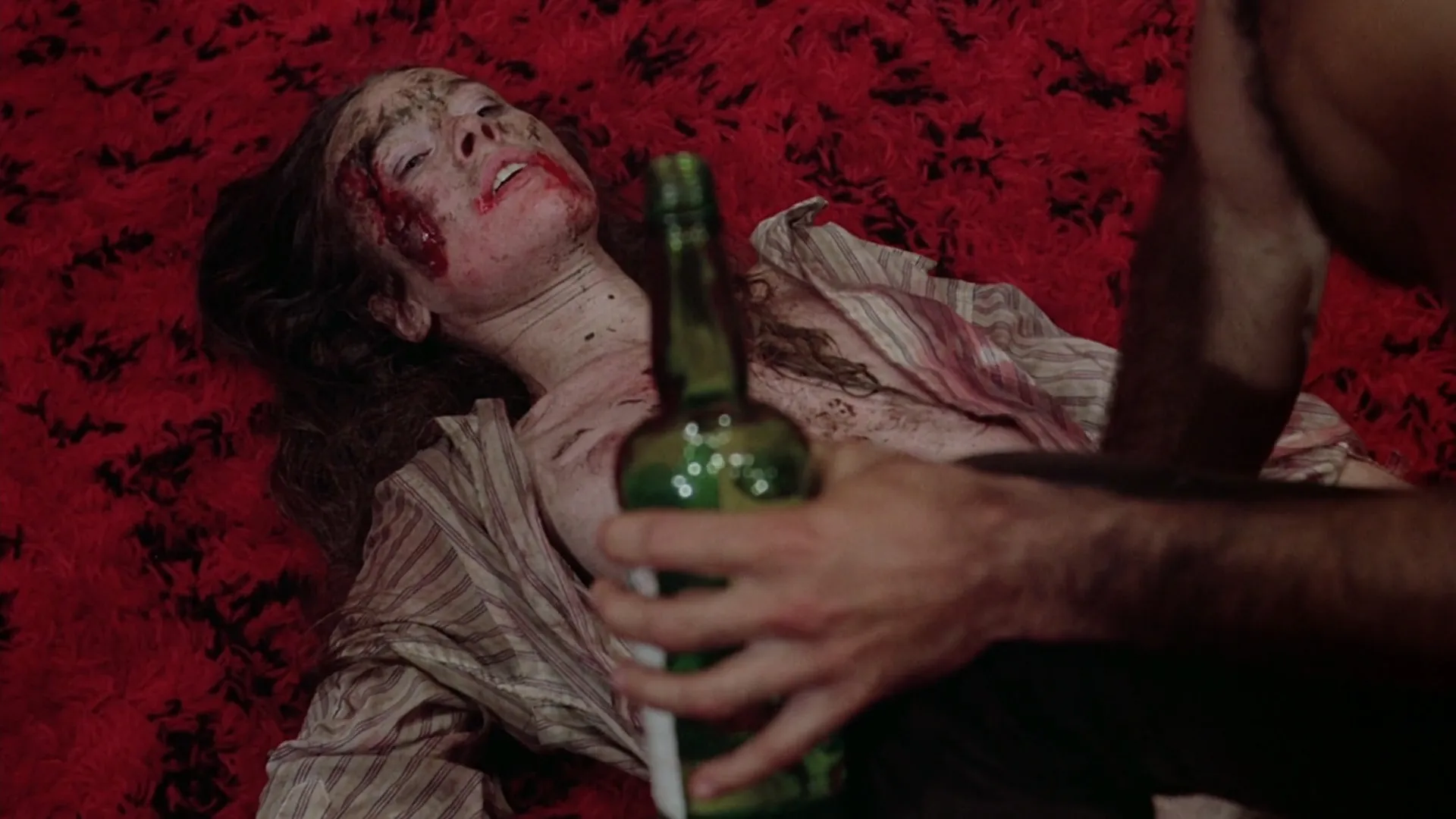 bestcelebgirls.com: camille keaton sex in i spit on your grave ( also known as